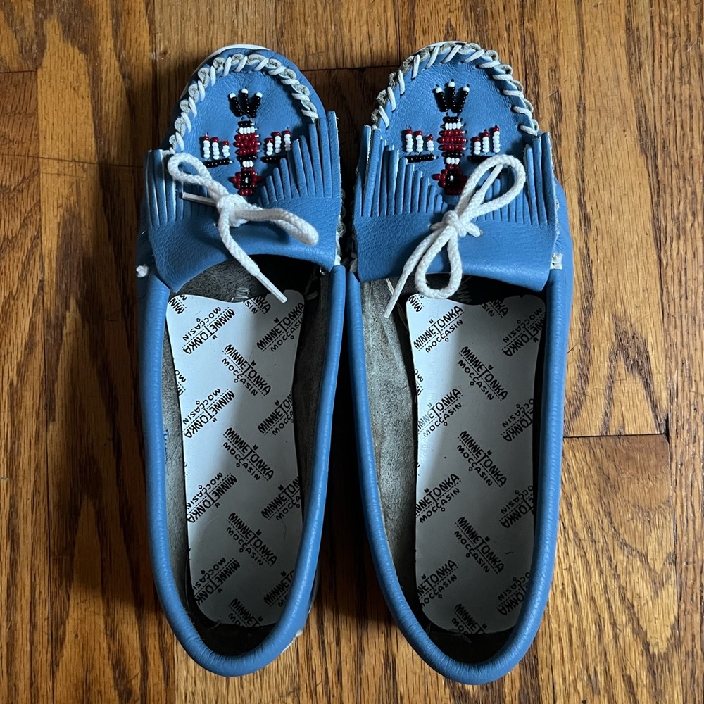 Minnetonka Blue Thunderbird Moccasins